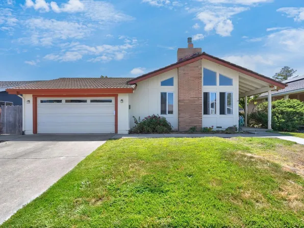 916 Catalpa Way, Petaluma, CA 94954