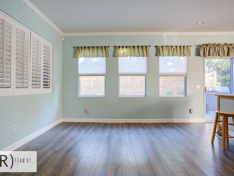 15984 Paul Ct — Photo 17