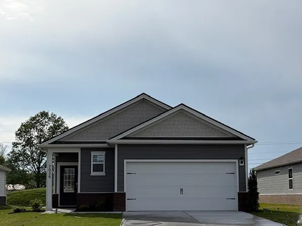 7026 Lang Ave, White House, TN 37188