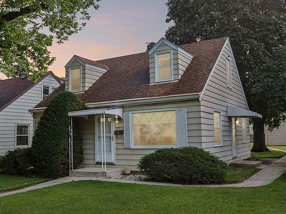 2nd image of 2546 S 99th STREET