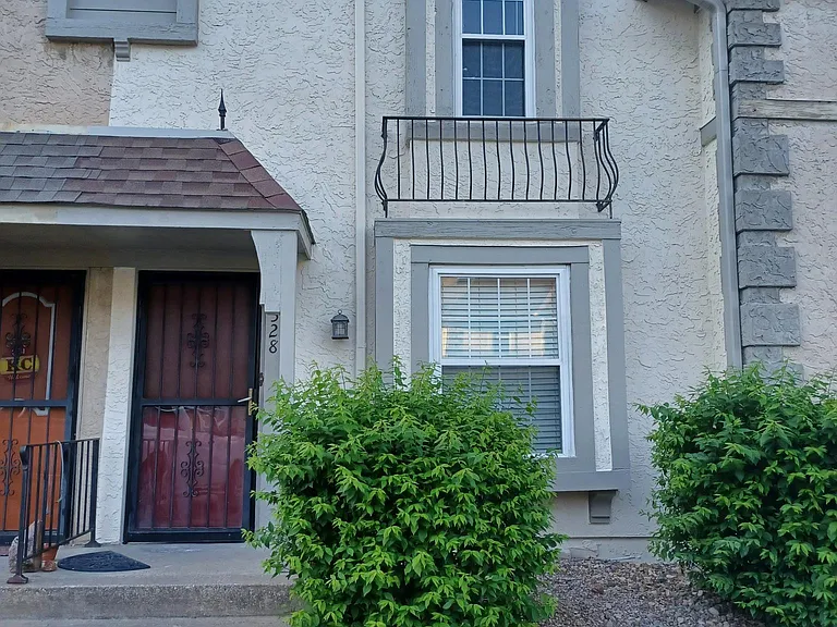 8328 Metcalf Ave — Photo 1