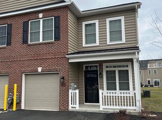 16788 River View Cir, Bristol, PA 19007