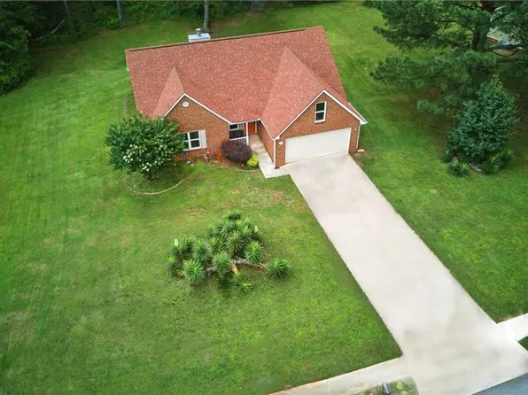 75 Oak Hill Dr, Covington, GA 30016