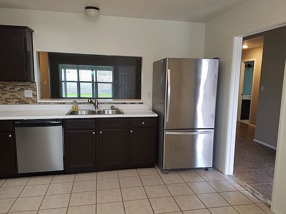 Stainless appliances