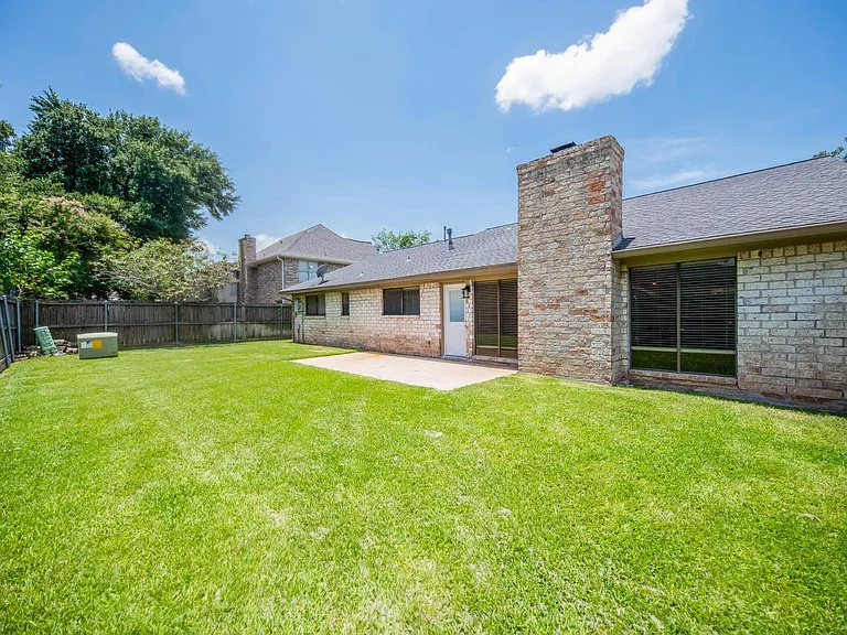 2903 Pepper Wood Dr — Photo 29