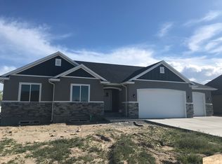 78 E Sorrel Ln, Grantsville, UT 84029