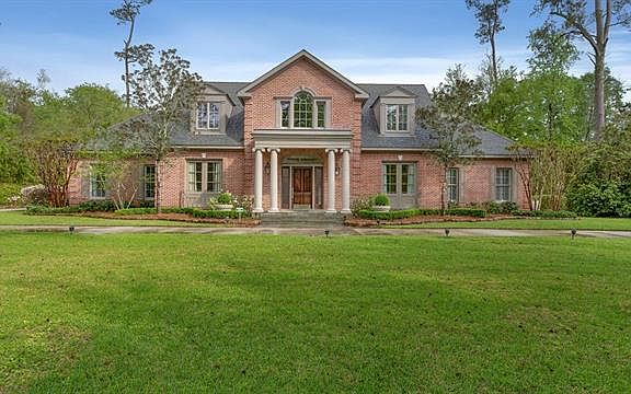 3rd image of 3 Dogwood Dr