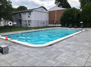 2740 South Rd APT D8, Poughkeepsie, NY 12601