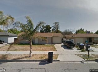 961 E Lucerne Dr, Hemet, CA 92543