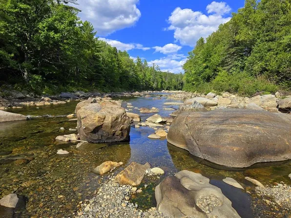 182 Airport Road, Phillips, ME 04966