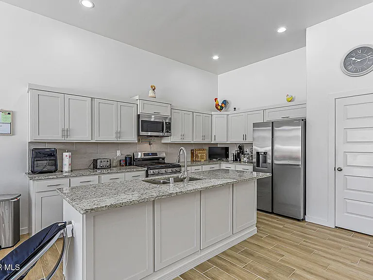 14585 John McNeely Ave — Photo 12