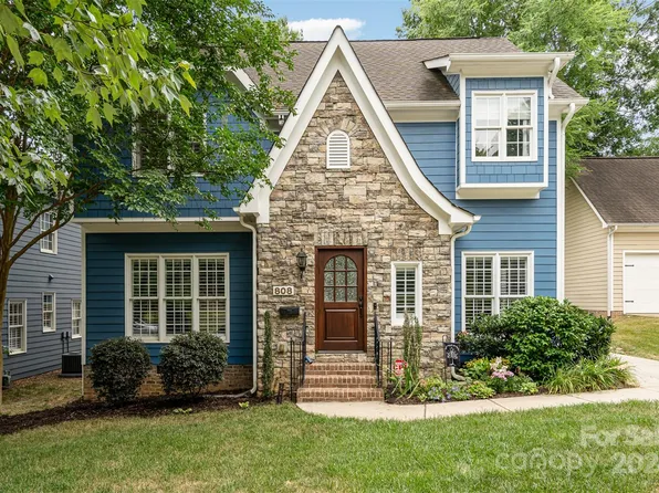 808 Isabel Ct, Charlotte, NC 28211