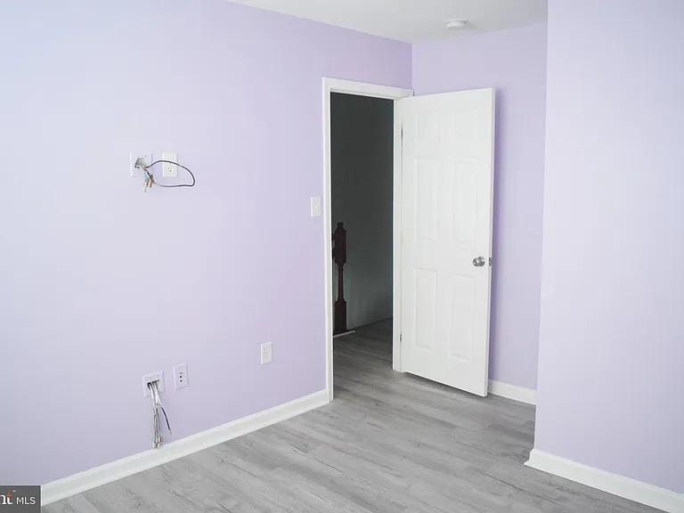 326 Larose Dr — Photo 12
