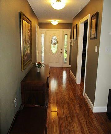 4th image of 26 Oxford Dr