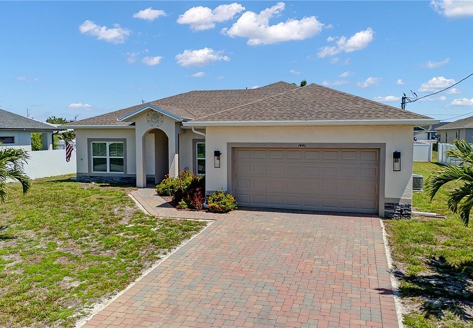 1st image of 1443 SW 1st St