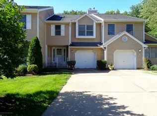11 Whitesands Way, Little Silver, NJ 07739