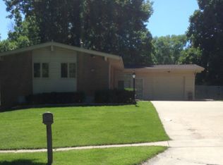 2706 N 96th Dr, Omaha, NE 68134