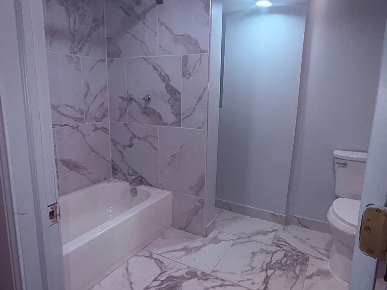 1353 S Ashland Ave #B — Photo 4