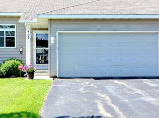 4204 Jarmann Ln, Shakopee, MN 55379
