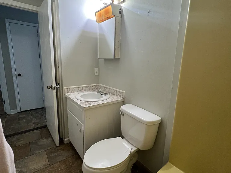 121 Nashway St #13 — Photo 7