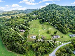 10 Joshua Ln, Pleasant Shade, TN 37145