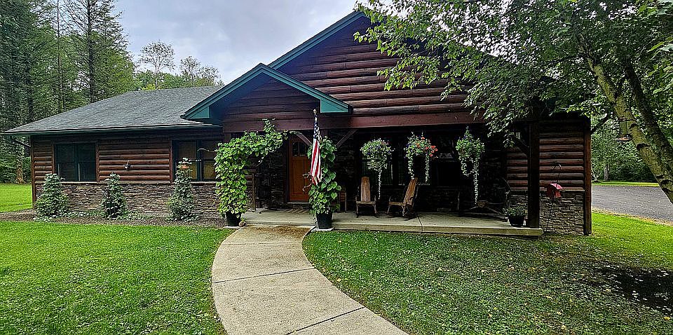 1st image of 5610 Eagle Crest Dr