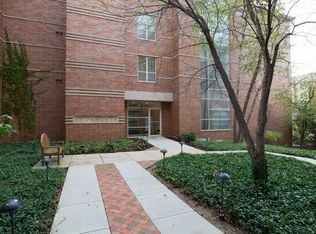 57 E Hattendorf Ave APT 203, Roselle, IL 60172