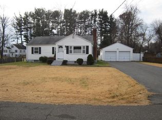 17 Simpson Cir, Agawam, MA 01001