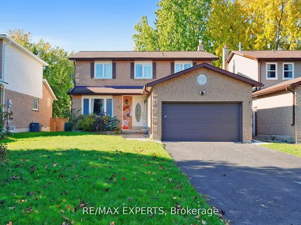 1097 Wildwood Dr, Newmarket, ON L3Y 2B6