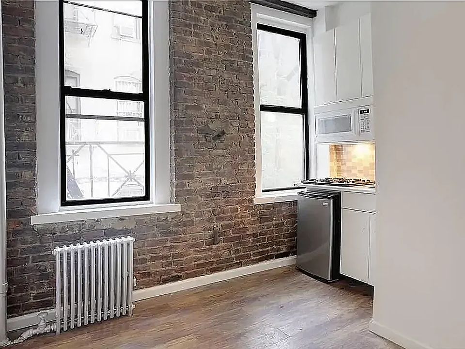 1st image of 83 Henry St APT 5
