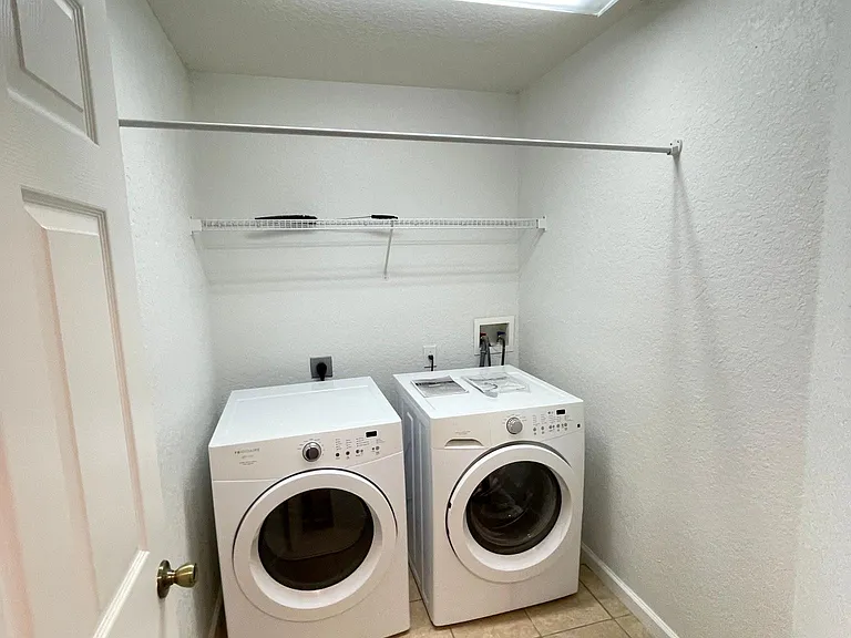 14057 Turning Leaf Dr — Photo 40