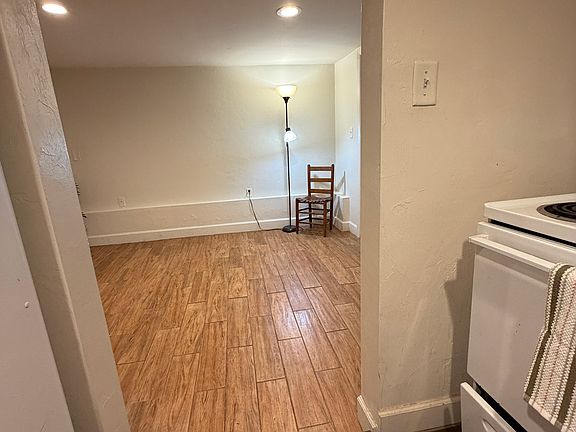 5th image of 1105 NW 6th St #1105