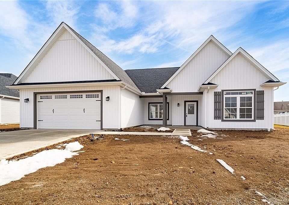 1st image of 623 Colony Trl