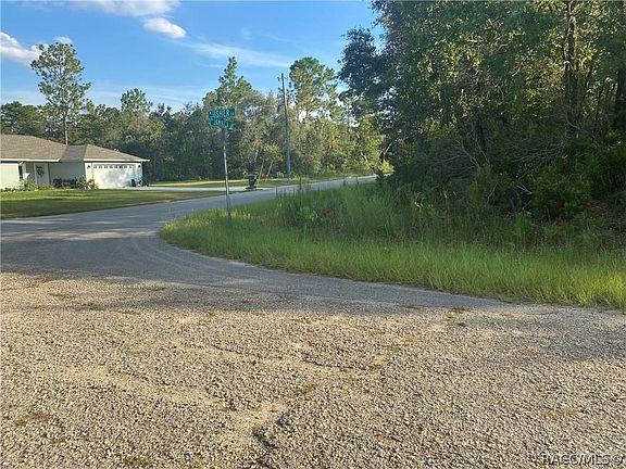 3rd image of 3274 W Usher Dr