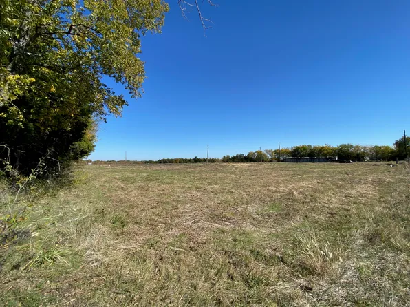 153 Raccoon Dr, Sadler, TX 75092
