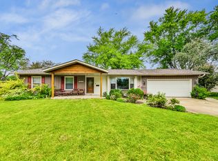 1660 Lin Lor Ct, Elgin, IL 60123