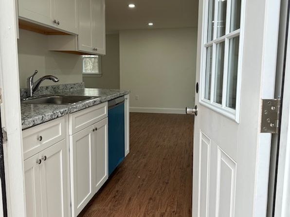 47 Grove St #8