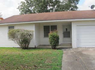 405 Charles St, Kerrville, TX 78028