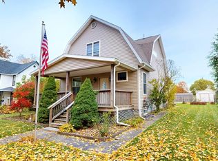 515 E Bucyrus St, Crestline, OH 44827