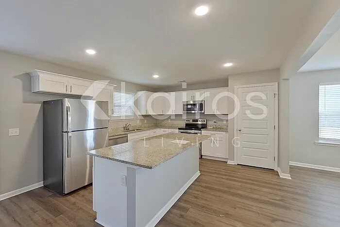 140 Western Red Cedar Dr — Photo 7
