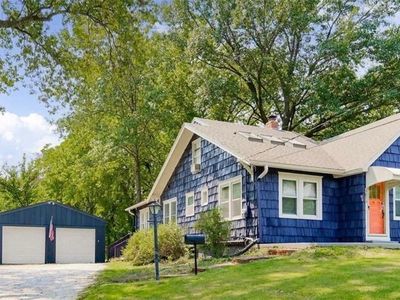 9813 Johnson Dr, Merriam, KS, 66203