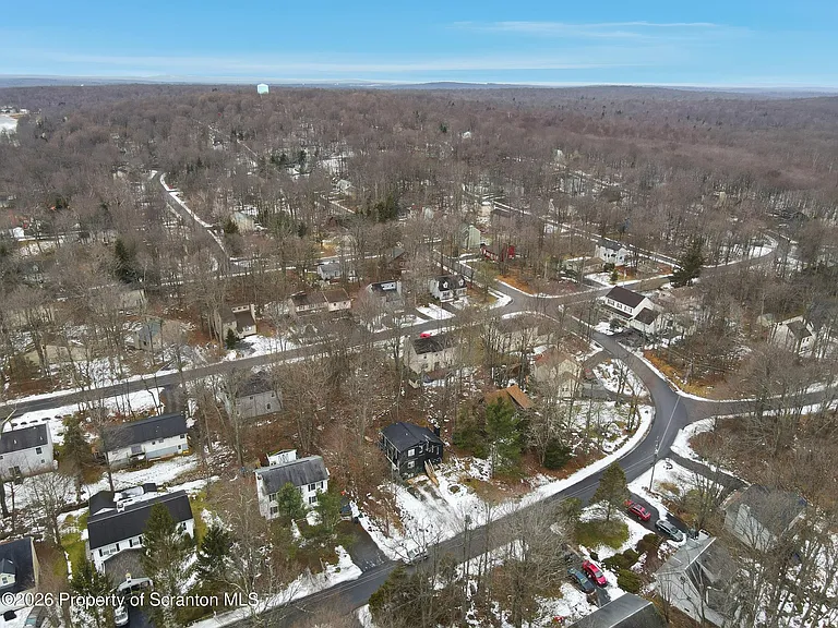 1379 Winding Way — Photo 43