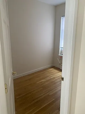 Rented by Esquire Management Corp | media 10