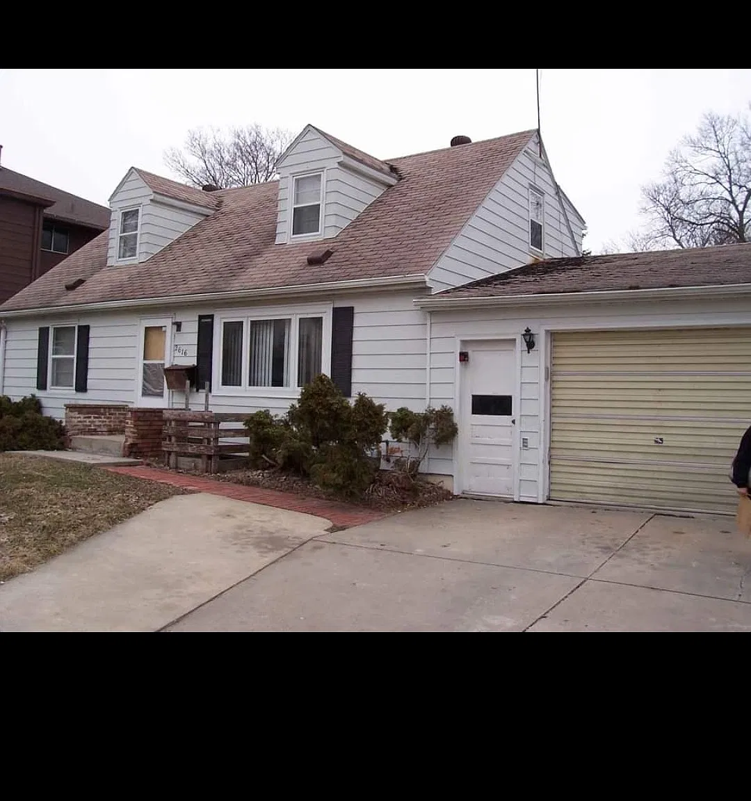 2616B Iowa St — Photo 1
