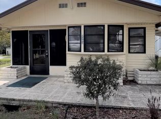 9392 Muskrat Dr, Weeki Wachee, FL 34613