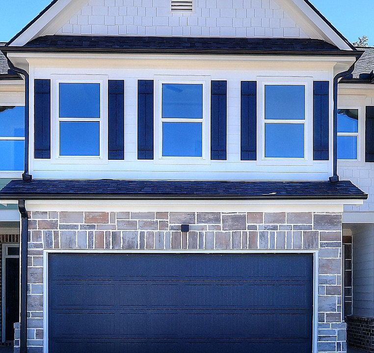 1st image of 179 Crest Dr #74