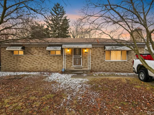 20905 Van Buren St, Southfield, MI 48033