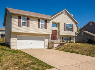 311 Winding Way Ct, Wentzville, MO 63385