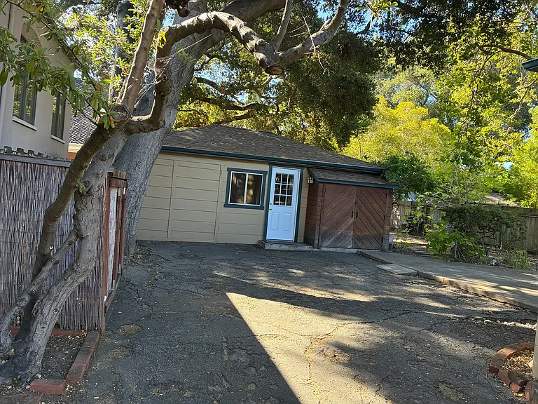 774 Channing Ave — Photo 11