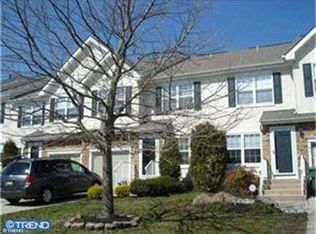 95 Hearthstone Ln, Marlton, NJ 08053